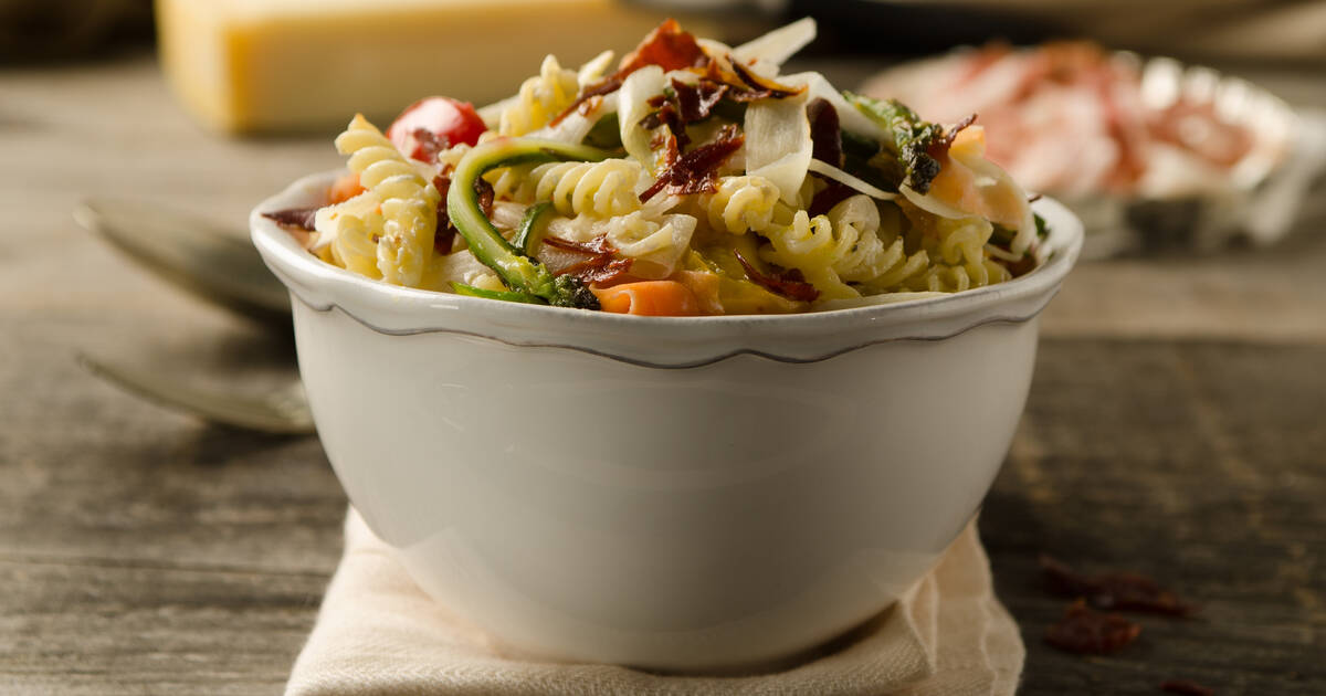 Pasta tirolese con speck e asparagi HANDL TYROL